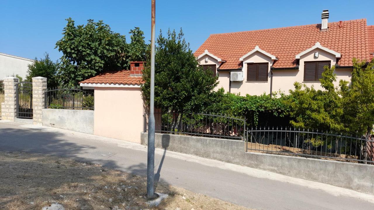 Apartmani A.Teskera Trogir Exteriör bild
