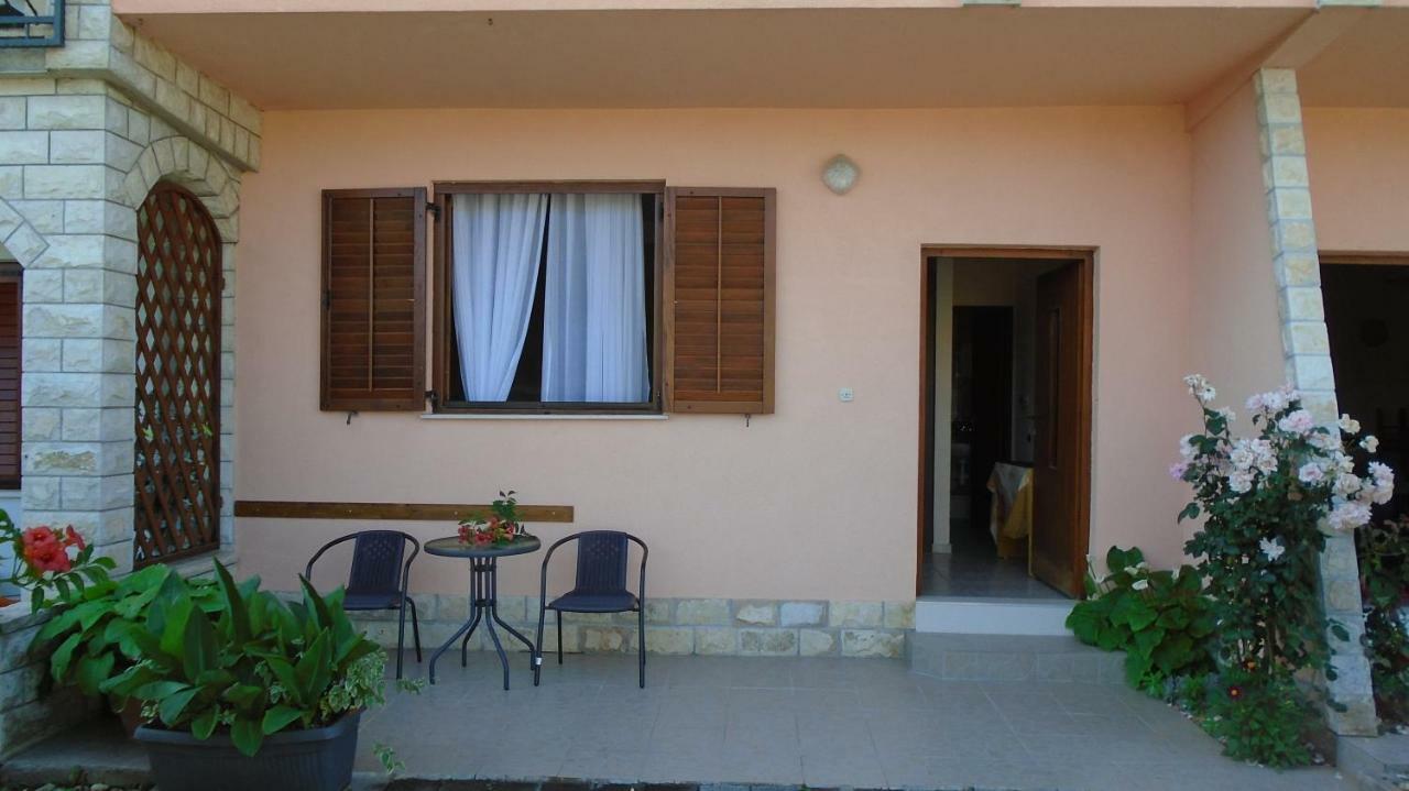 Apartmani A.Teskera Trogir Exteriör bild